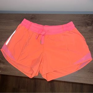 Lululemon Hotty Hot low-rise shorts size 4